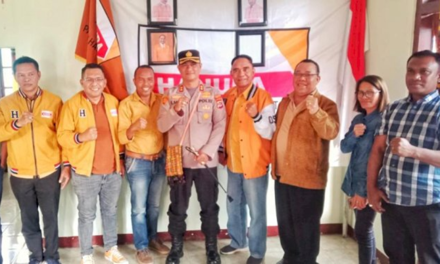 Adolfus Gabur DPC Hanura Manggarai