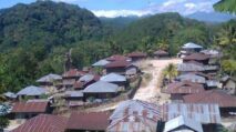 Kampung gurung Desa Golo Lanak