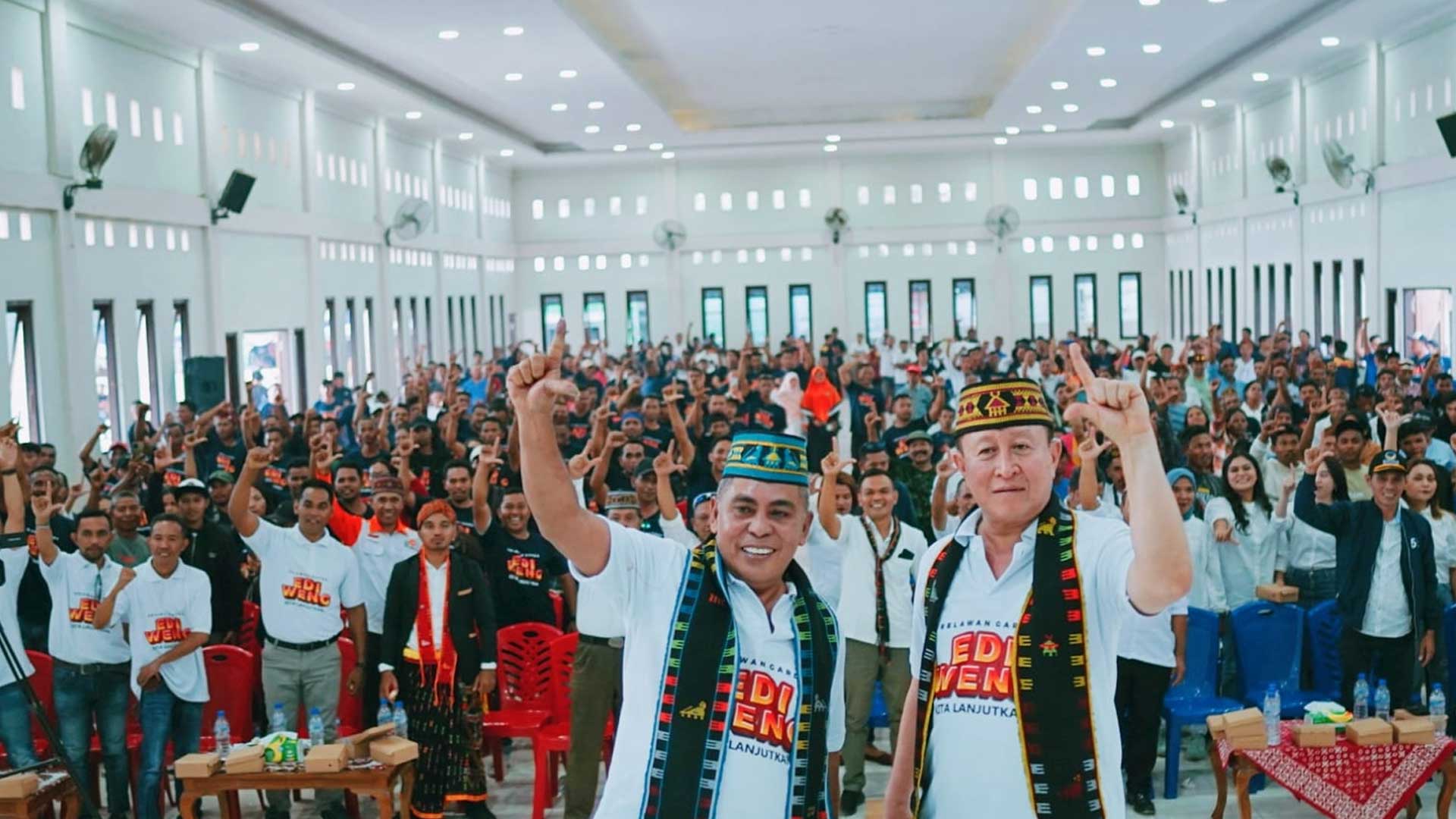 Daftar 7 Partai Politik Dukung Edi-Weng di Pilkada Manggarai Barat 2024, Pasangan Edi-Weng Daftar ke KPU Manggarai Barat untuk Pilkada 2024 pada Kamis, Jelang Pilkada Mabar 2024, Massa Pendukung Edi-Weng Vs Mario-Richard Mulai Unjuk Gigi di Labuan Bajo