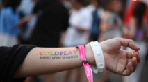 Gelang konser Colplay