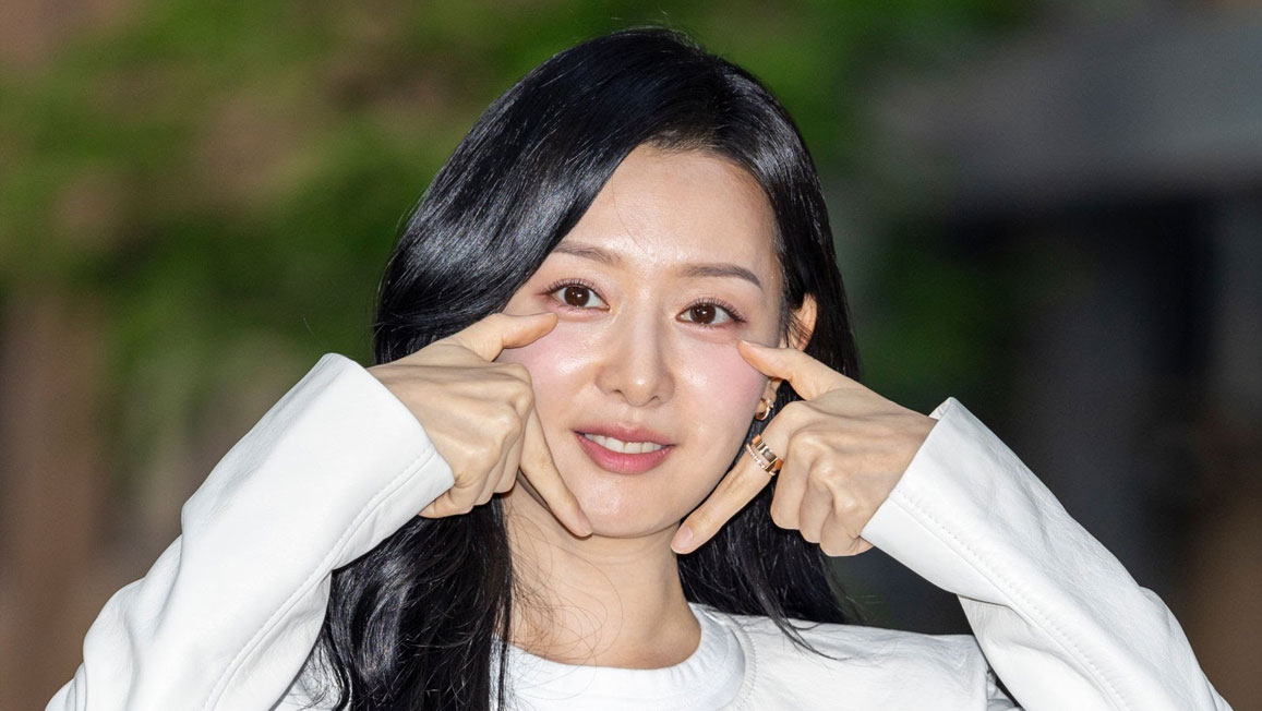 Kim Ji Won, Bintang Drakor Queen of Tears Akan Gelar Fan Meeting Perdana di Jakarta!