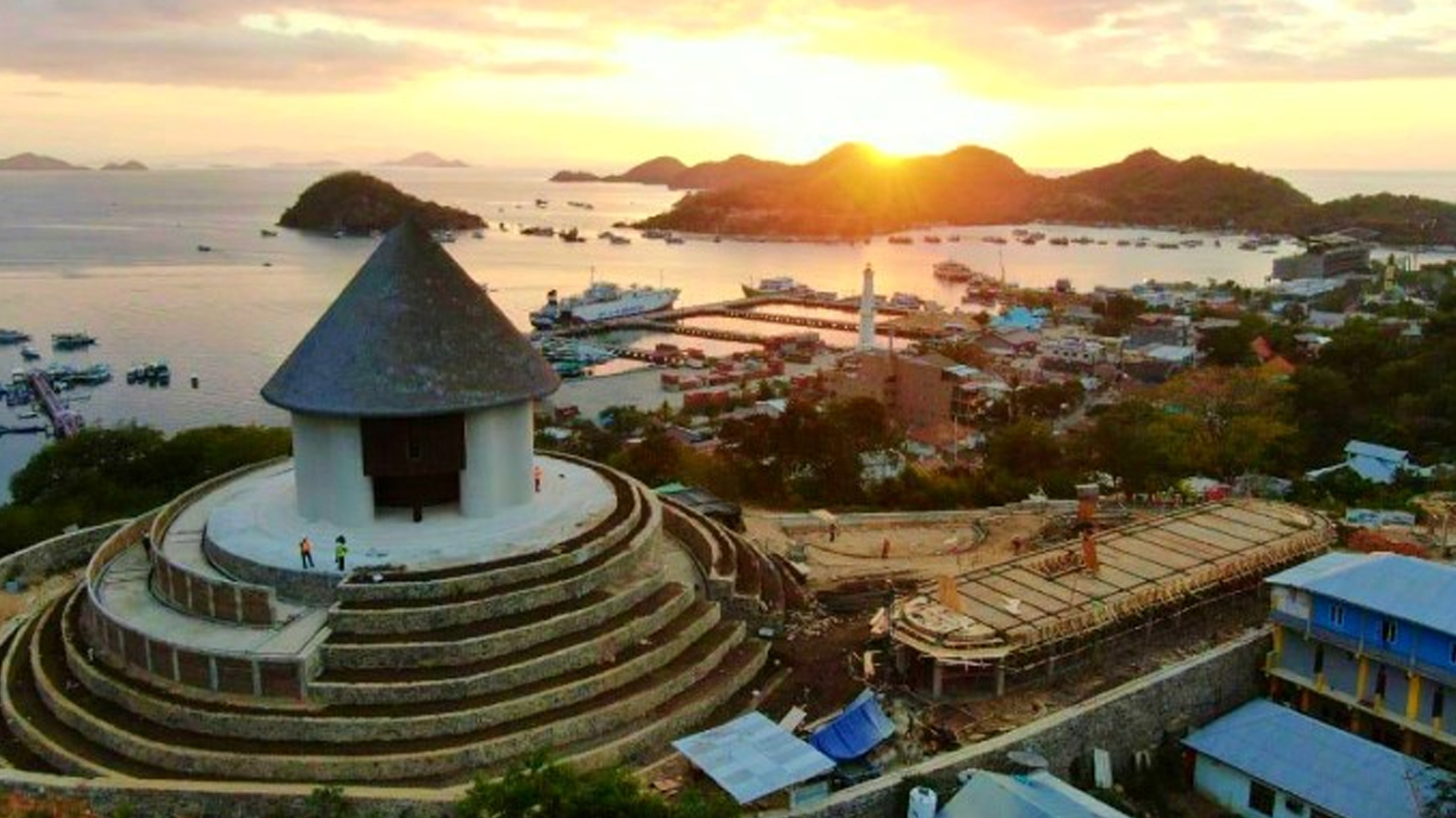 17 Destinasi Wisata Populer di Pulau Flores Menurut Rating Google Maps dan Google Review