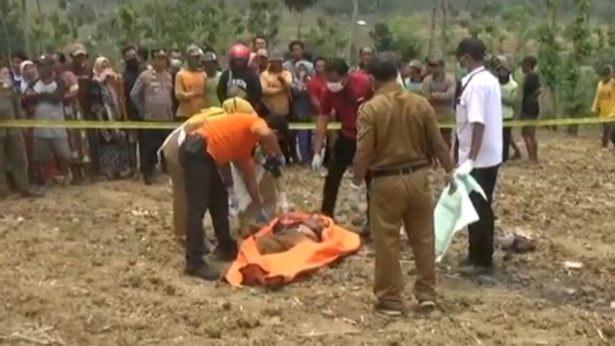 Sekdes di Tuban tewas dibunuh suami dari selingkuhannya