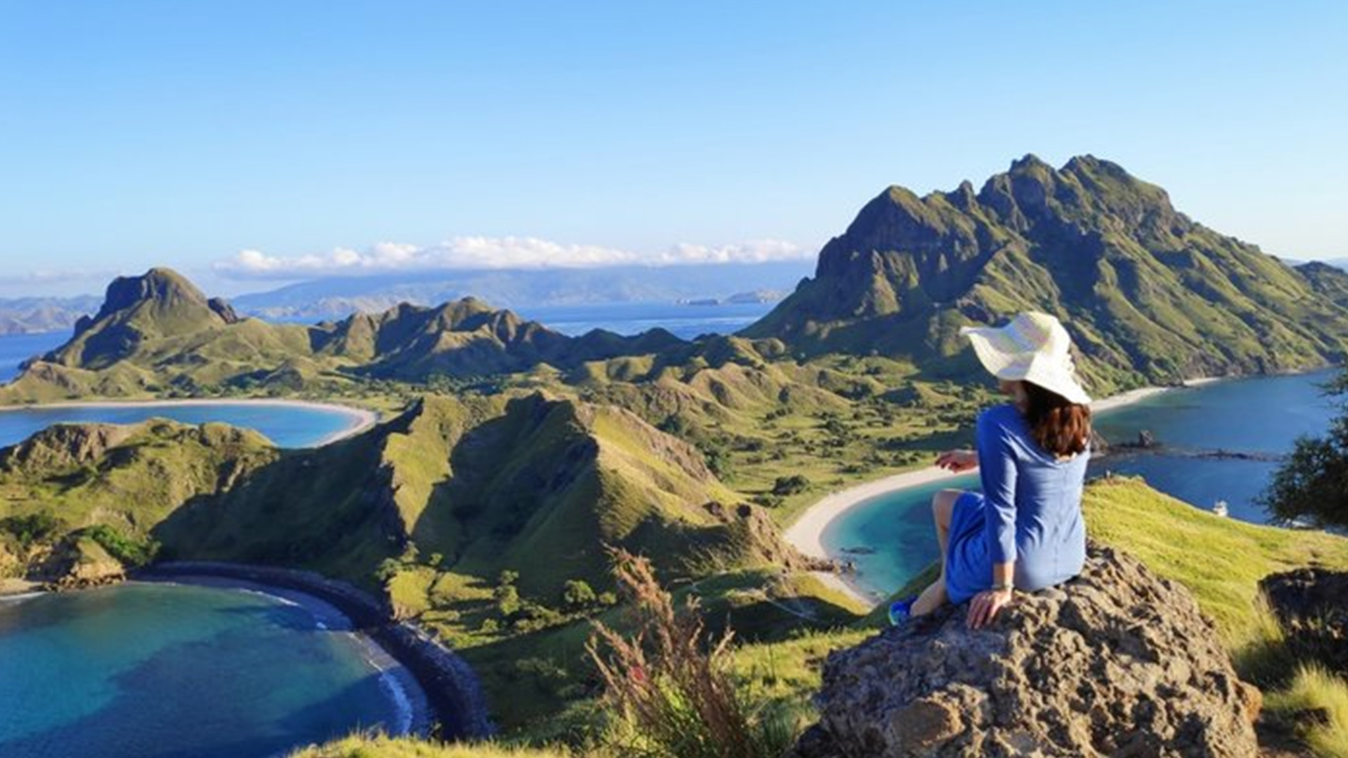 17 Popular Tourist Destinations in Flores Island According to Google Maps Rating and Google Reviews