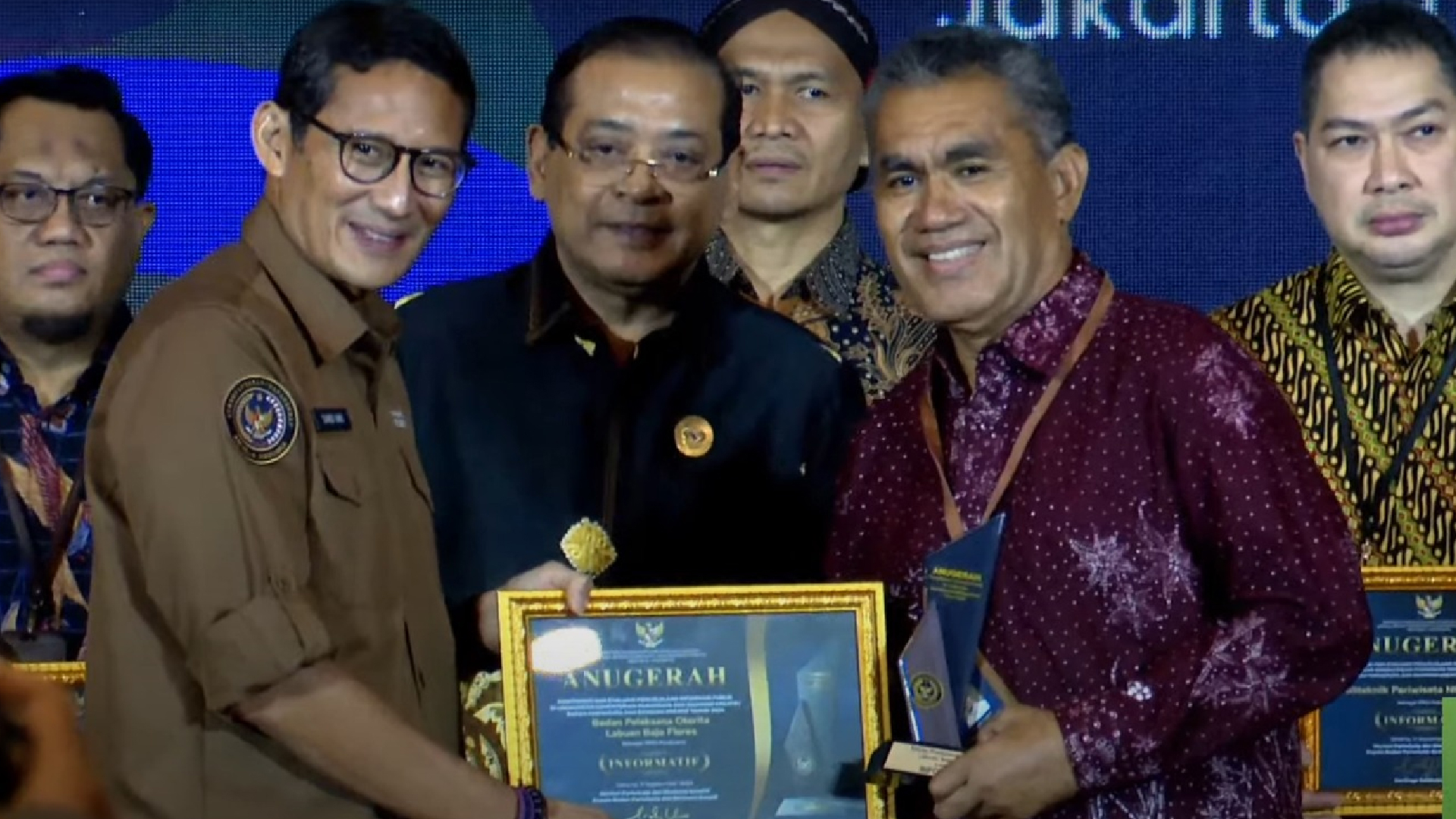 BPOLBF Terima Anugerah Pengelolaan Informasi Publik Kualifikasi Informatif