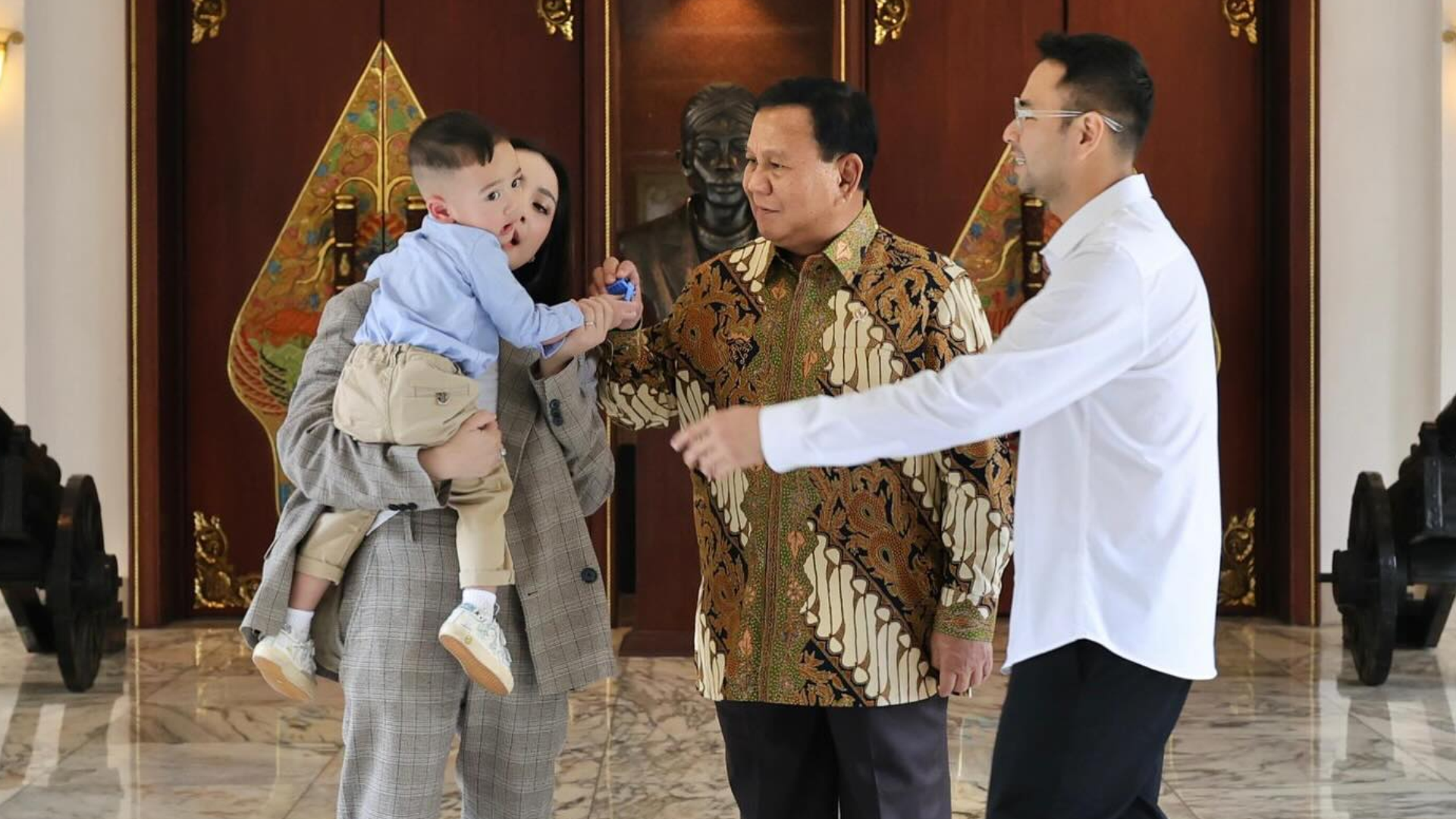 Raffi Ahmad, pencucian uang, Rayyanza, Prabowo