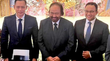 Dari kiri ke kanan. Ketua Umum Partai Demokrat Agus Harimurti Yudhoyono (AHY), Ketua Umum Partai Nasdem Surya Paloh dan Anies Baswedan. Foto: Tajukflores.com
