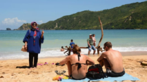 Polres Lombok Tengah Selidiki Video Mesum WNA di Pantai Kuta Mandalika