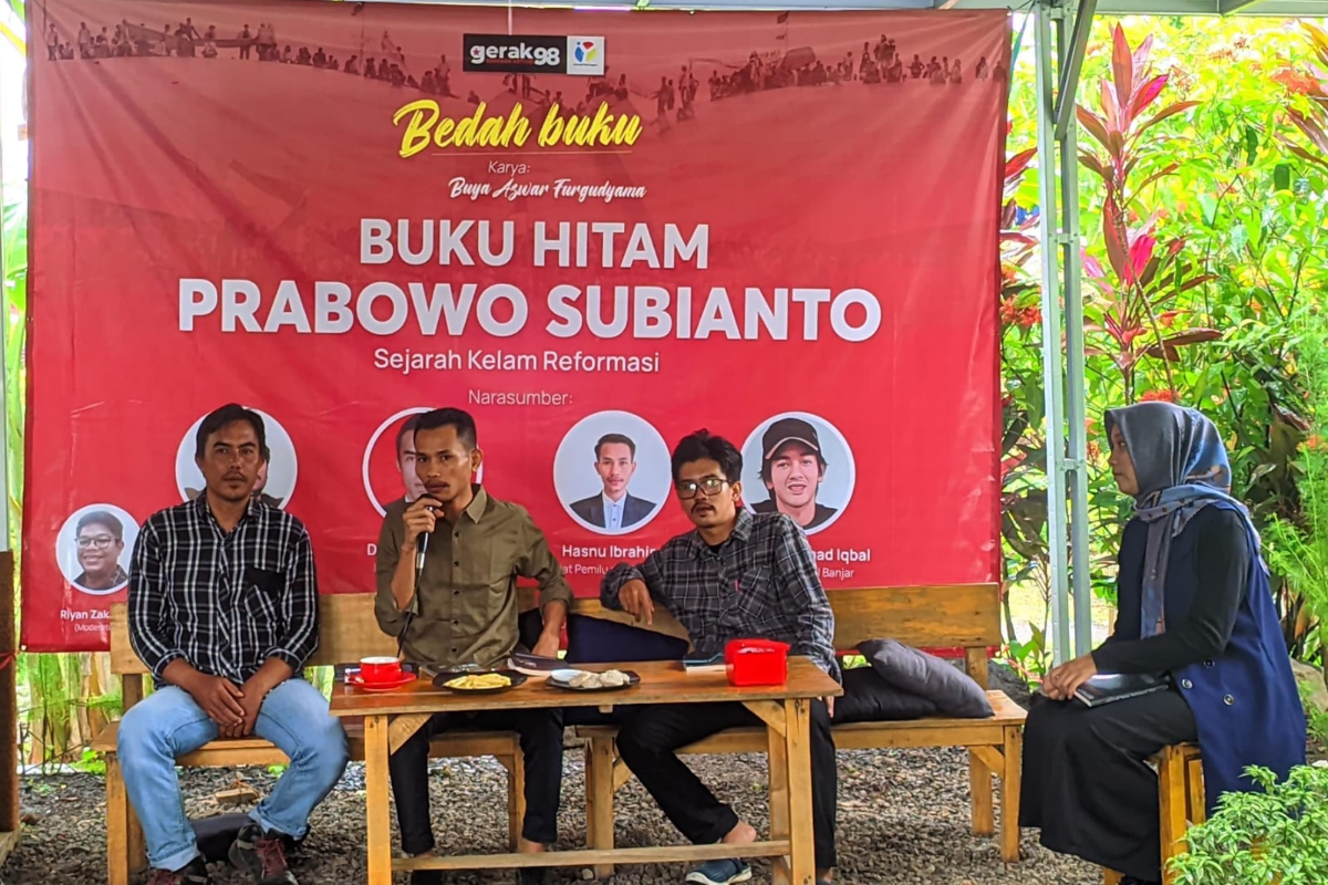 Bedah Buku Hitam Prabowo, Aktivis Mahasiswa dan Demokrasi Kritisi Prabowo Subianto di Banjar