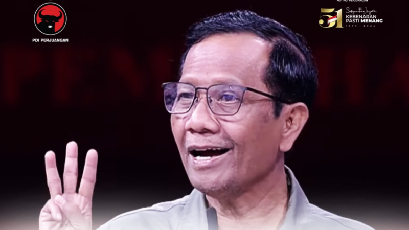 Cawapres nomor urut 3 Mahfud MD mengkritik proyek food estate Menhan Prabowo Subianto. Foto: Twitter PDIP
