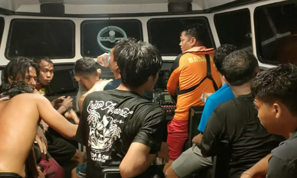 Kapal Kayu Tenggelam di Pulau Kera Kupang, 36 Penumpang Selamat