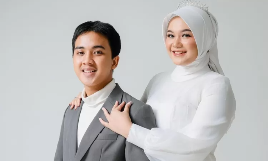 Profil dan Instagram Ario Baskoro, Suvia Gassanie dan Aggun Reza