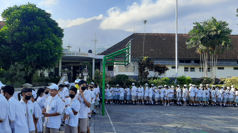 Mayoritas Siswa SMP St Yusup Pacet Bergama Islam, Netizen: Sekolah Katolik Terbaik untuk Pendidikan Karakter