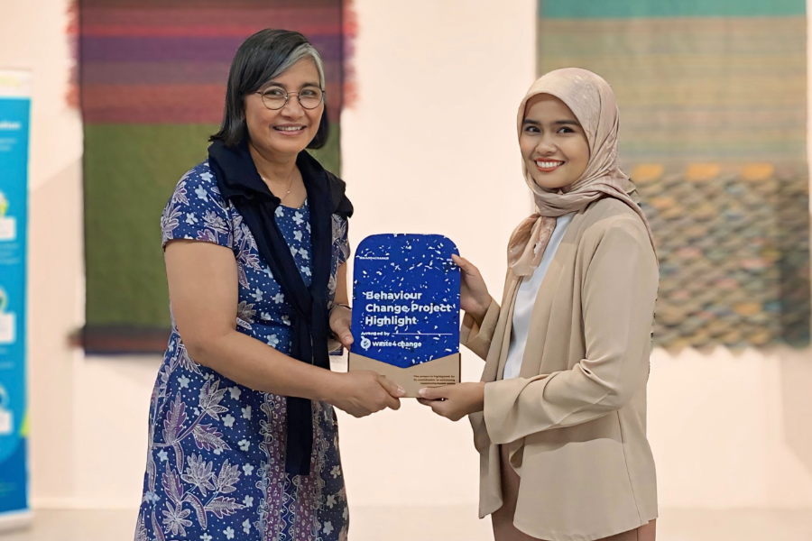 International Zero Waste Day 2024 ditandai Penganugerahan Award4Change untuk 30 Lembaga di Indonesia