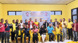 Penunjukan Yoakhim Jehati sebagai Ketua Tim Pemenangan Melki-Jhoni di Kabupaten Manggarai, dihadiri oleh pimpinan dari sebelas partai politik pengusung, di Sekretariat Golkar, Manggarai, Jumat (6/9/2024). Foto: Tajukflores.com