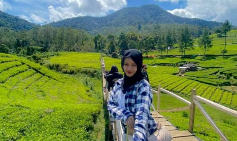 Nazwa Keyza Safira (19), mahasiswi Unsri Palembang yang menjadi korban begal sadis. Foto: Istimewa