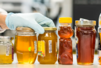 Konsumsi madu palsu dapat membahayakan kesehatan, sehingga penting untuk memastikan keaslian madu sebelum mengonsumsinya. Foto ilustrasi