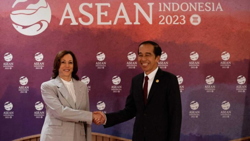 Wakil Presiden Amerika Serikat (AS), Kamala Harris dan Presiden RI Joko Widodo (Jokowi) di 